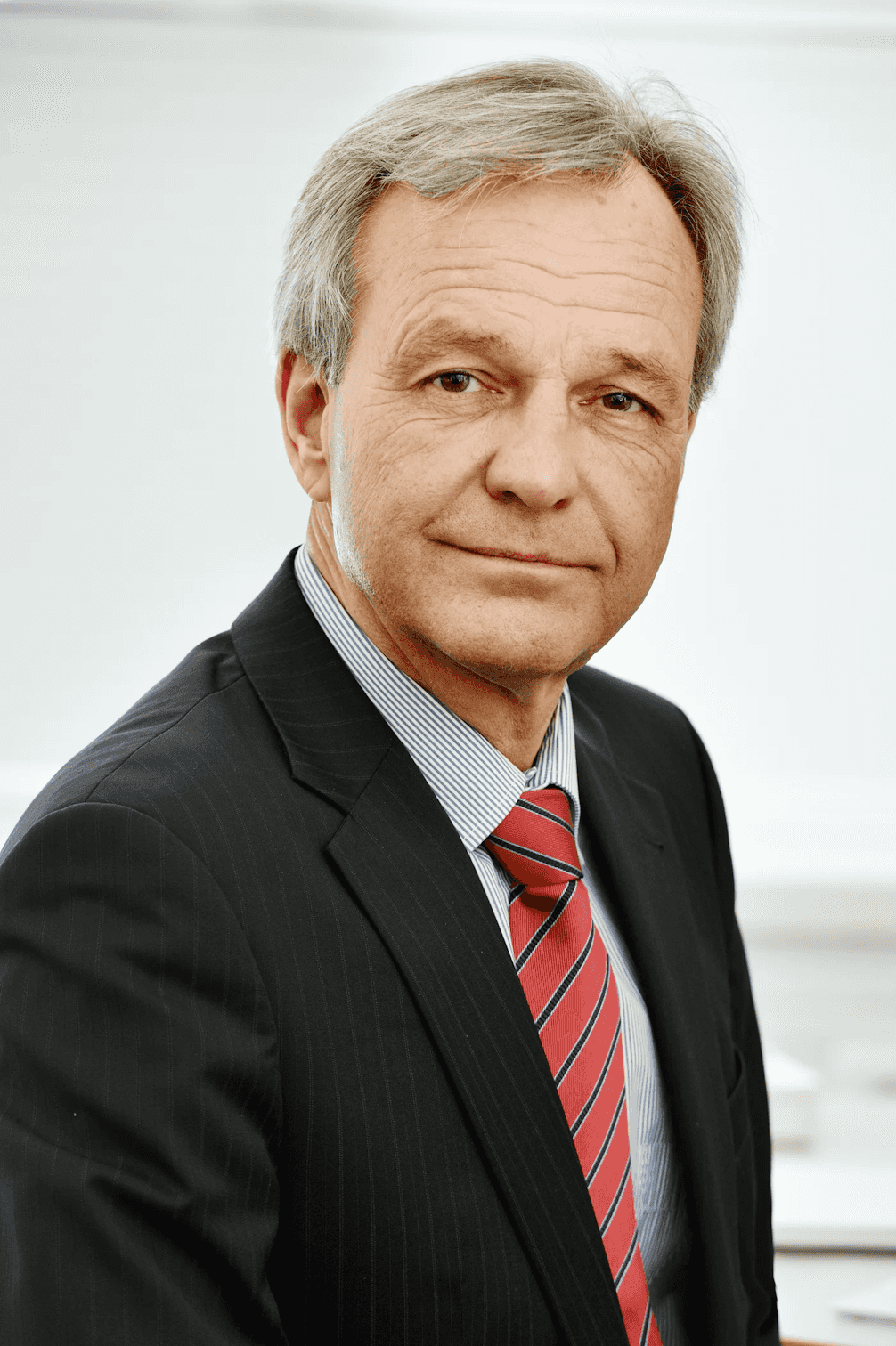 News-Image 0 of: Karsten Danzmann receives honorary doctorate from RWTH Aachen University for his groundbreaking contributions to gravitational-wave research