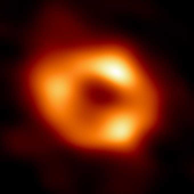 News-Image 32 of: Astronomers reveal first image of the black hole at the heart of the Milky Way